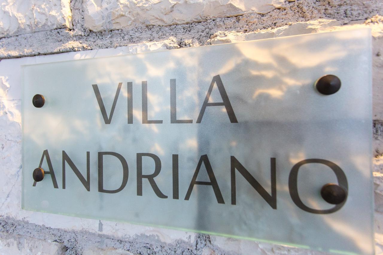 Abi Luxury Villas Monodendri Buitenkant foto